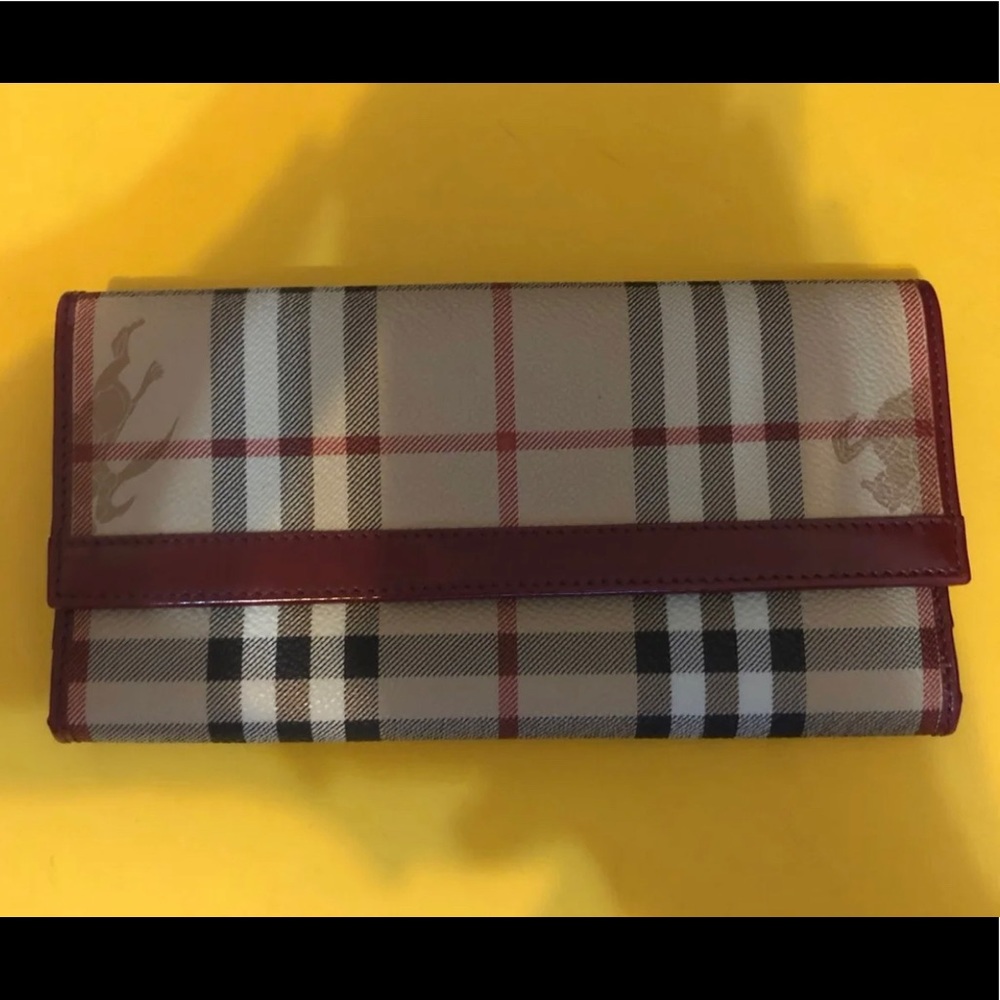 Pre-owned Burberry Wallet